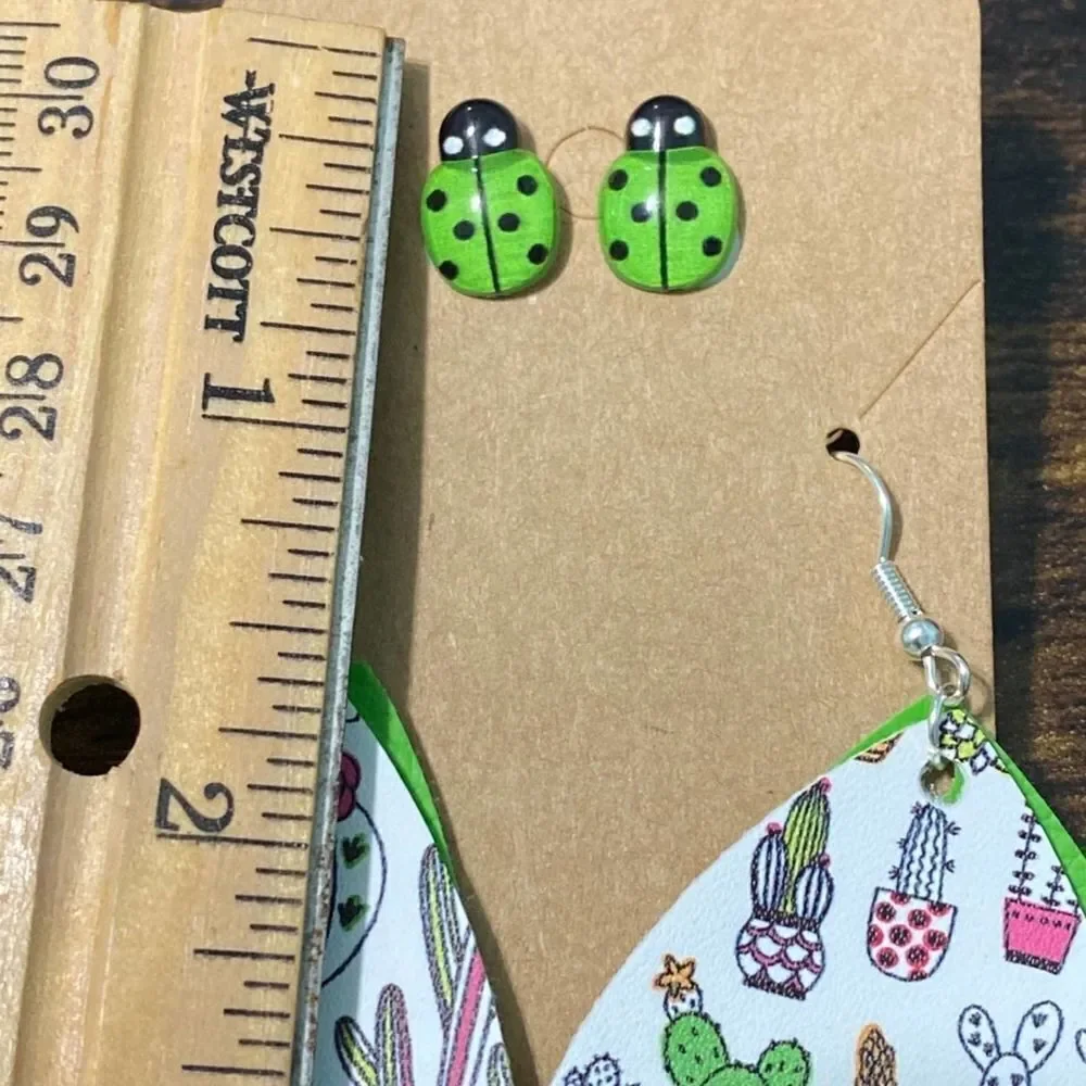Lady Bug Studs Succulent Plant Earrings Set Green‎